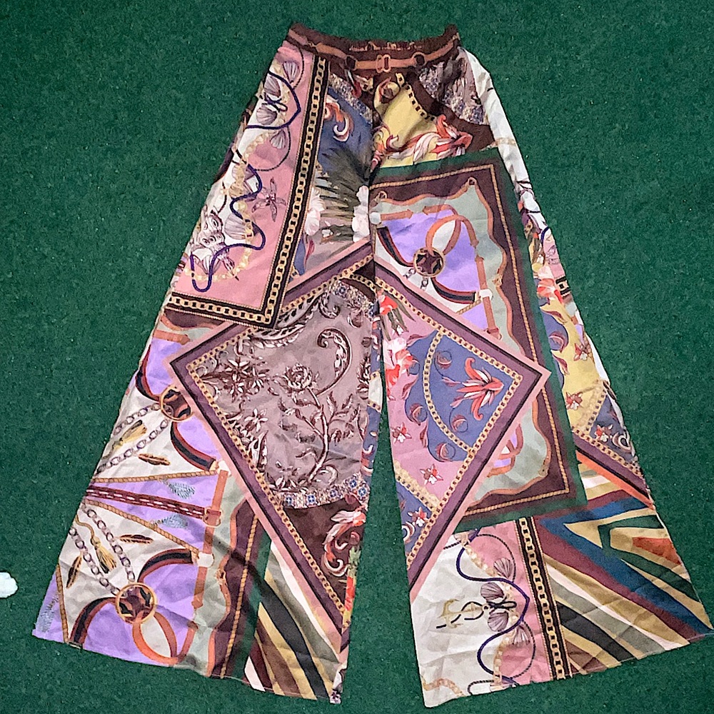 Her Boottari Relaxed Pant